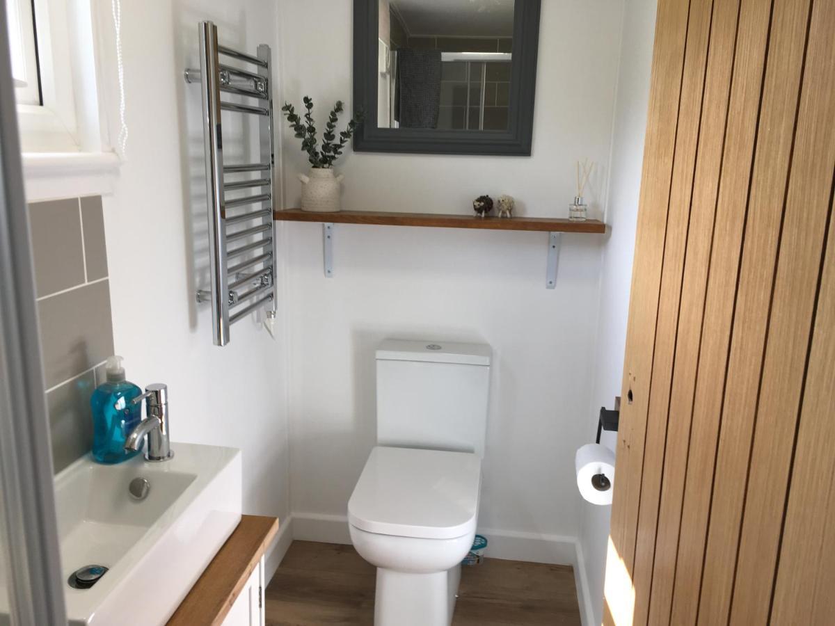 Rosemary Shepherds Hut, Clay Bank Huts Ingleby Greenhow Eksteriør billede